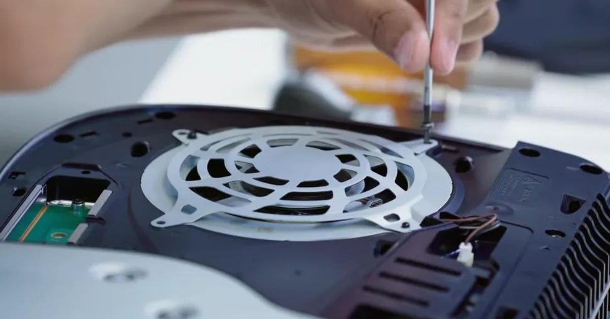 Reparatii console PS5 la iDROID service Timisoara: Cum am salvat dispozitivul lui Răzvan după o furtună puternică